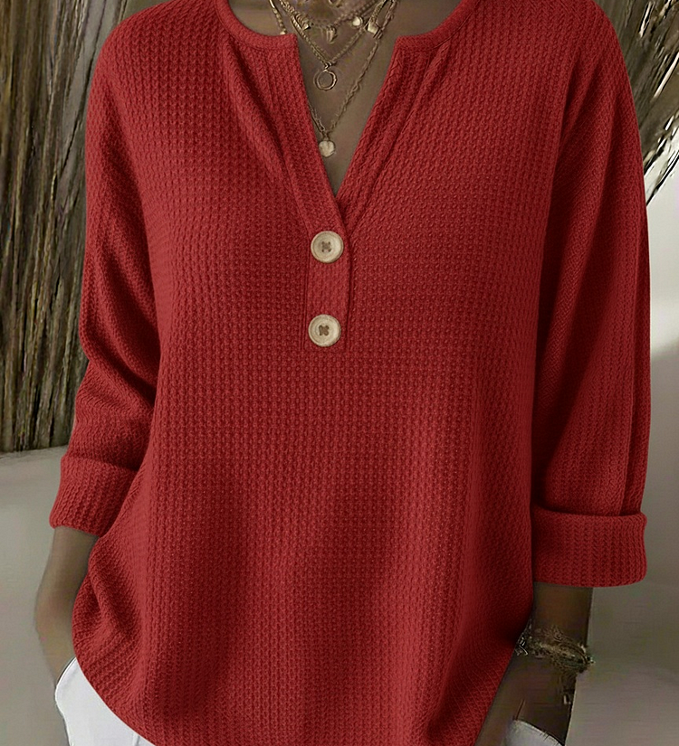 Lucía | T-shirt Henley texturizado com botões