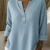 Lucía | T-shirt Henley texturizado com botões